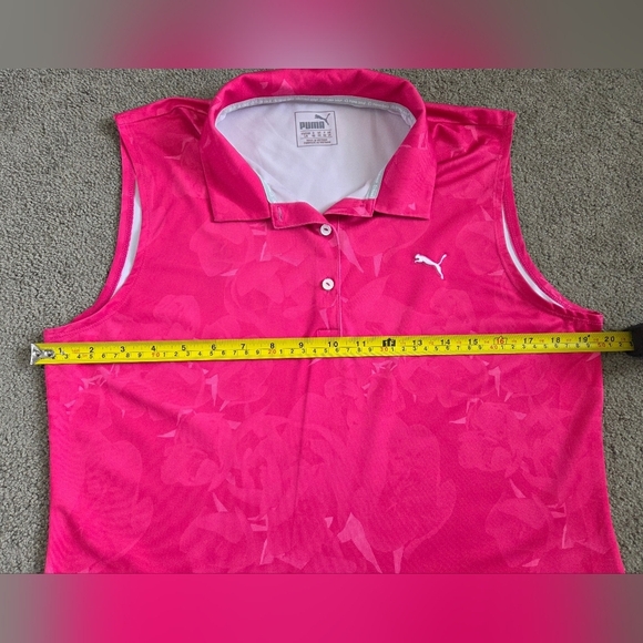 ⭐️Puma Pink Floral Polo Shirt - Picture 6 of 7